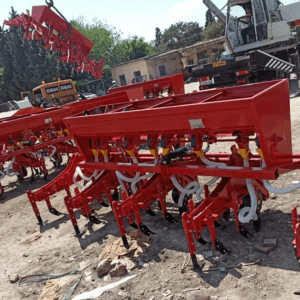 Kultivator (cərgə arası, gübrə çəni ilə)